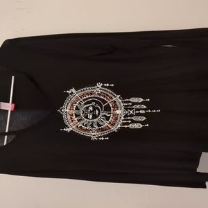 Long sleeve no boundaries shirt